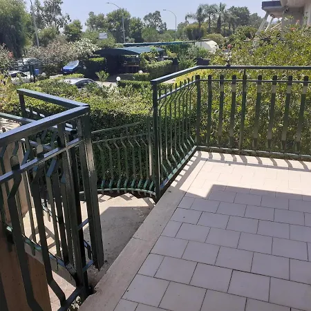 Mama Koala Beach Апартаменты *