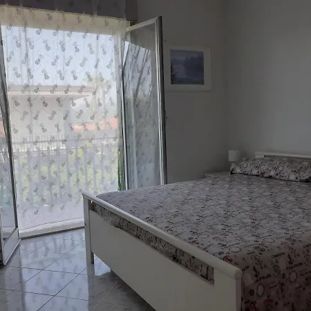 Апартаменты Mama Koala Beach *